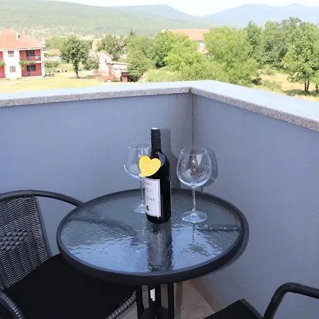 Ena Bileća
